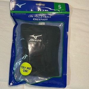 Black Mizuno Kneepads, NWT,  Size S